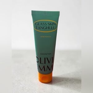 Olivia Umma—Glass Skin Tanghulu Cleansing Foam